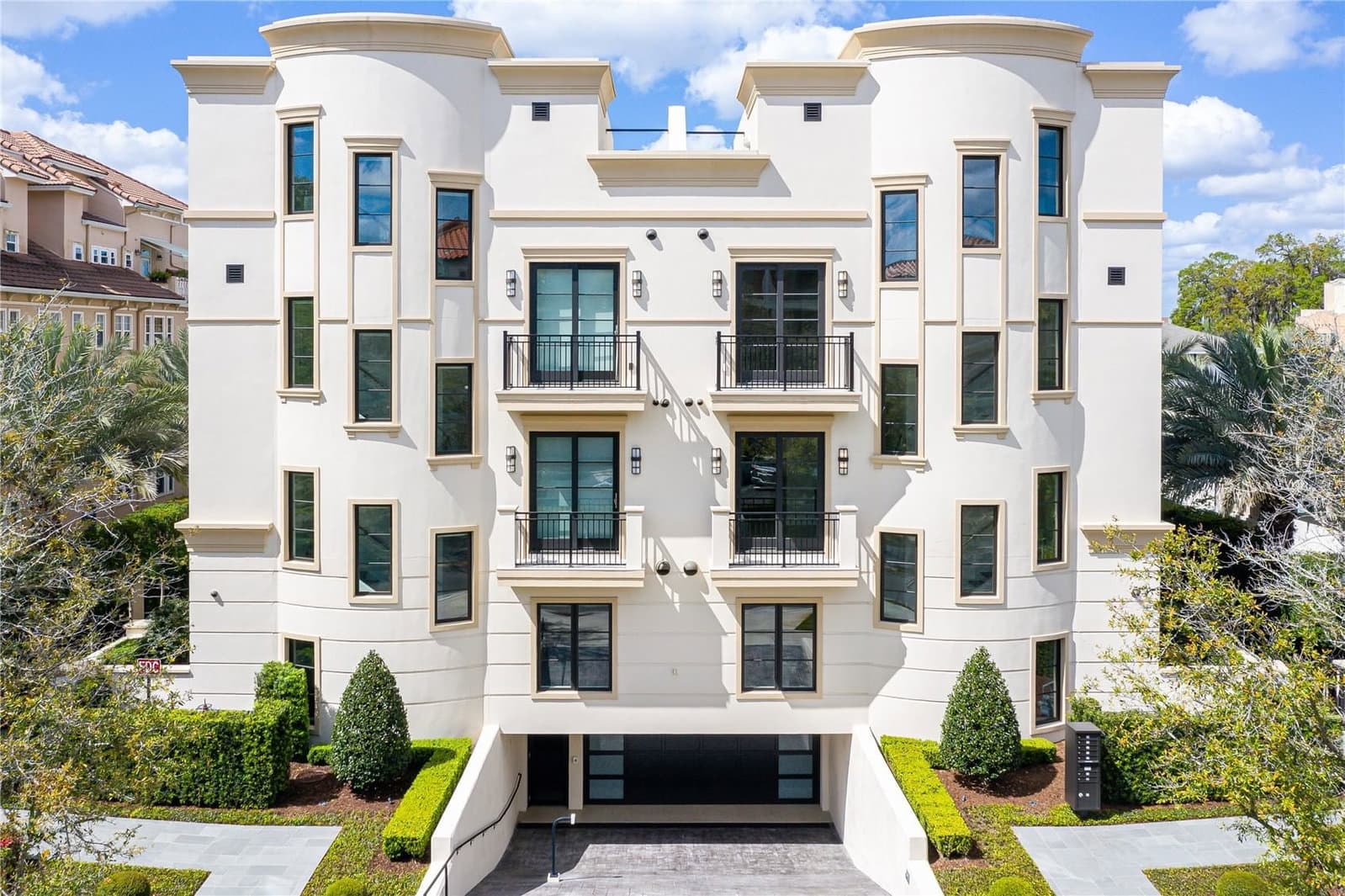 125 INTERLACHEN