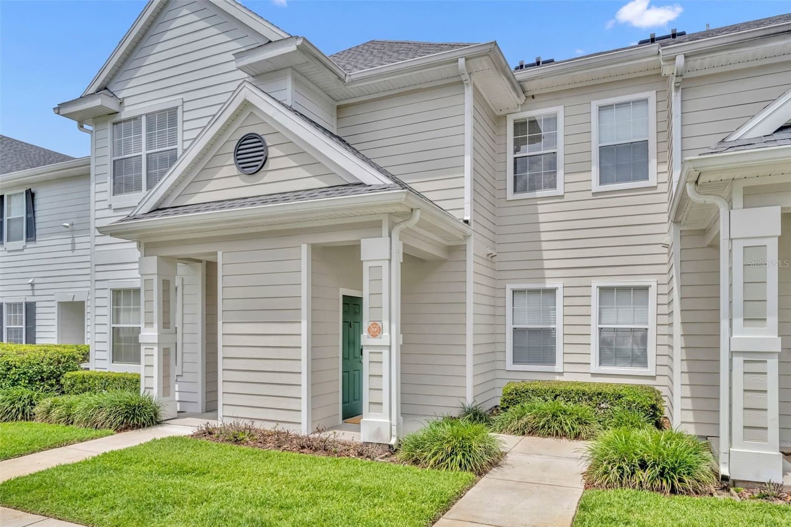200 SOUTHERN PECAN CIRCLE