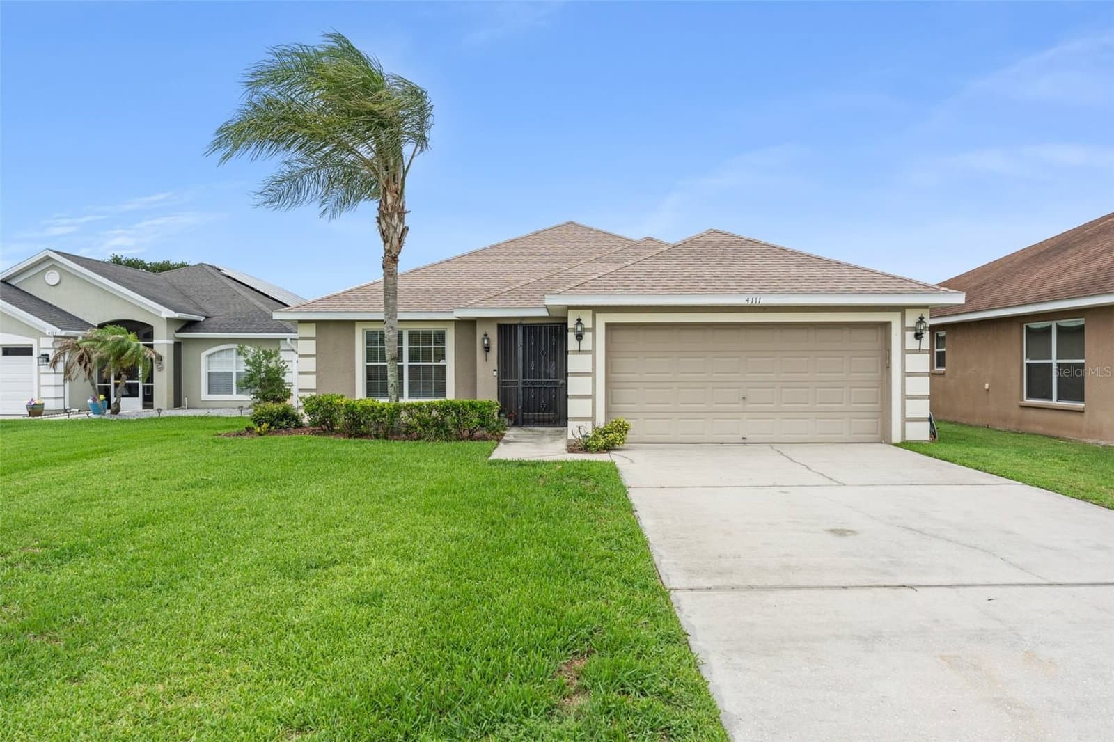 4111 ISLAND LAKES