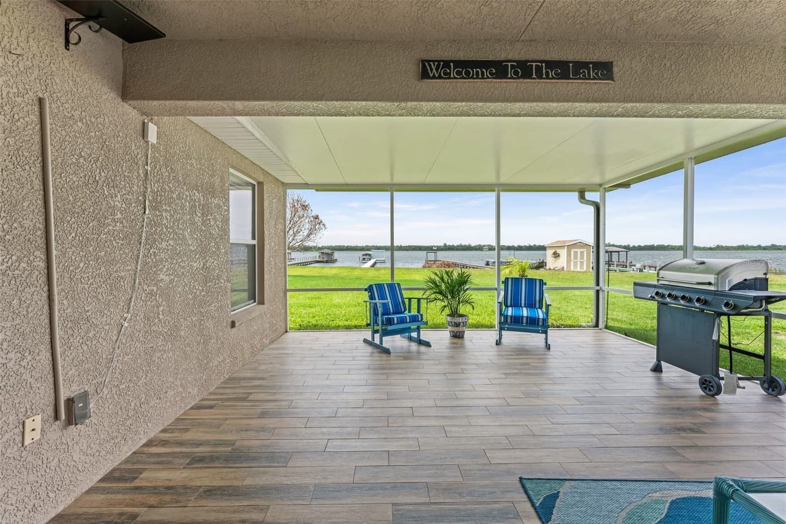 4111 ISLAND LAKES