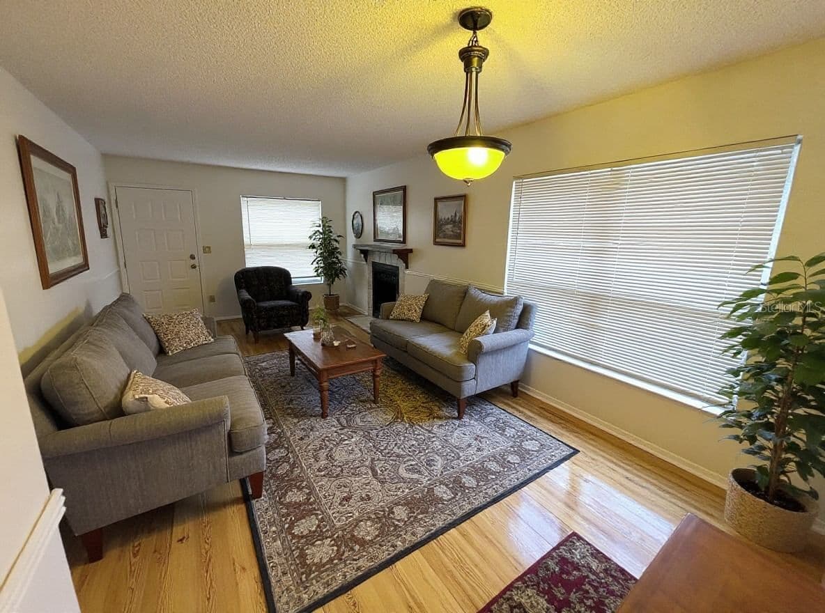 4034 DREAM OAK