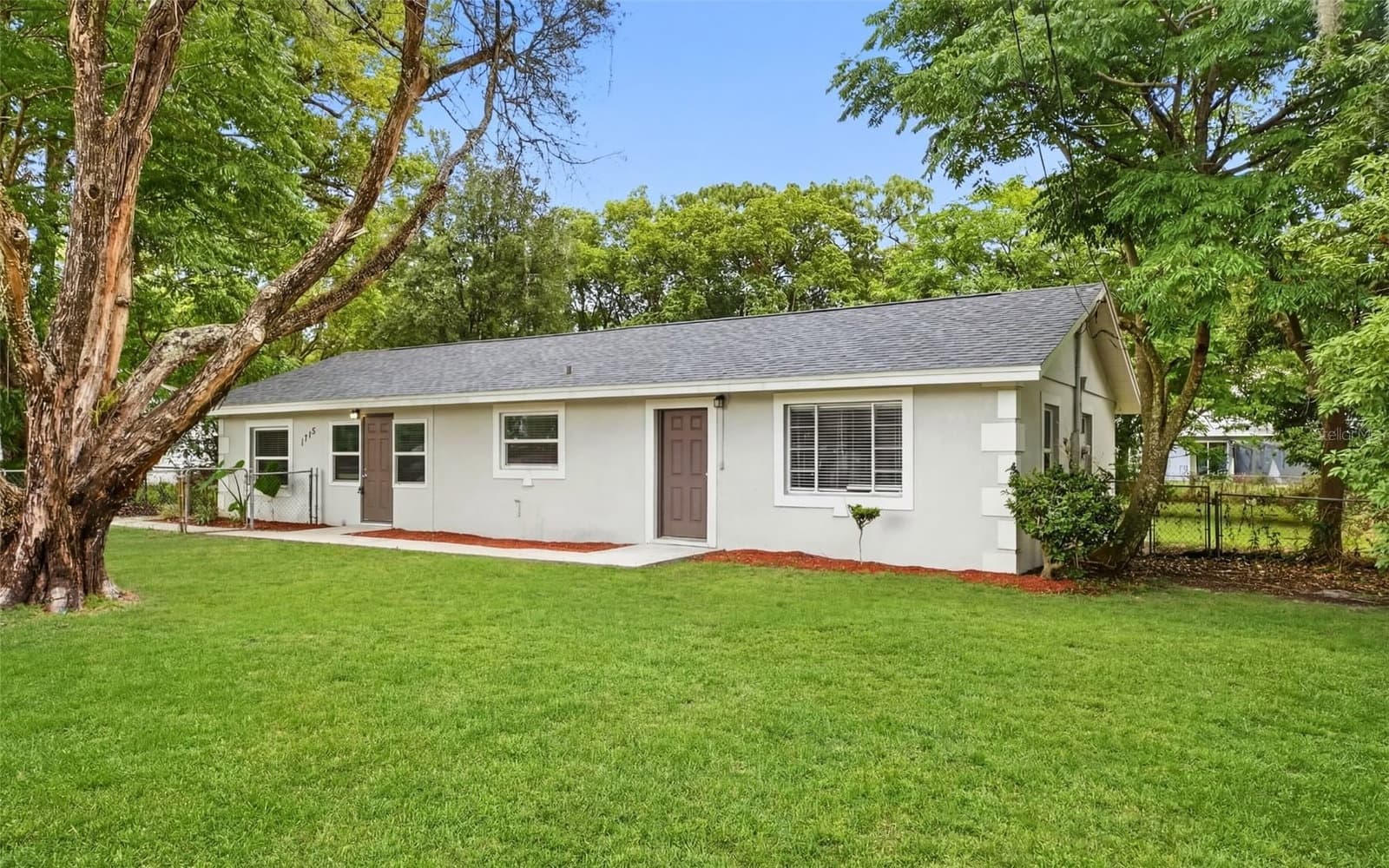 1715 SUNSET, Longwood, FL