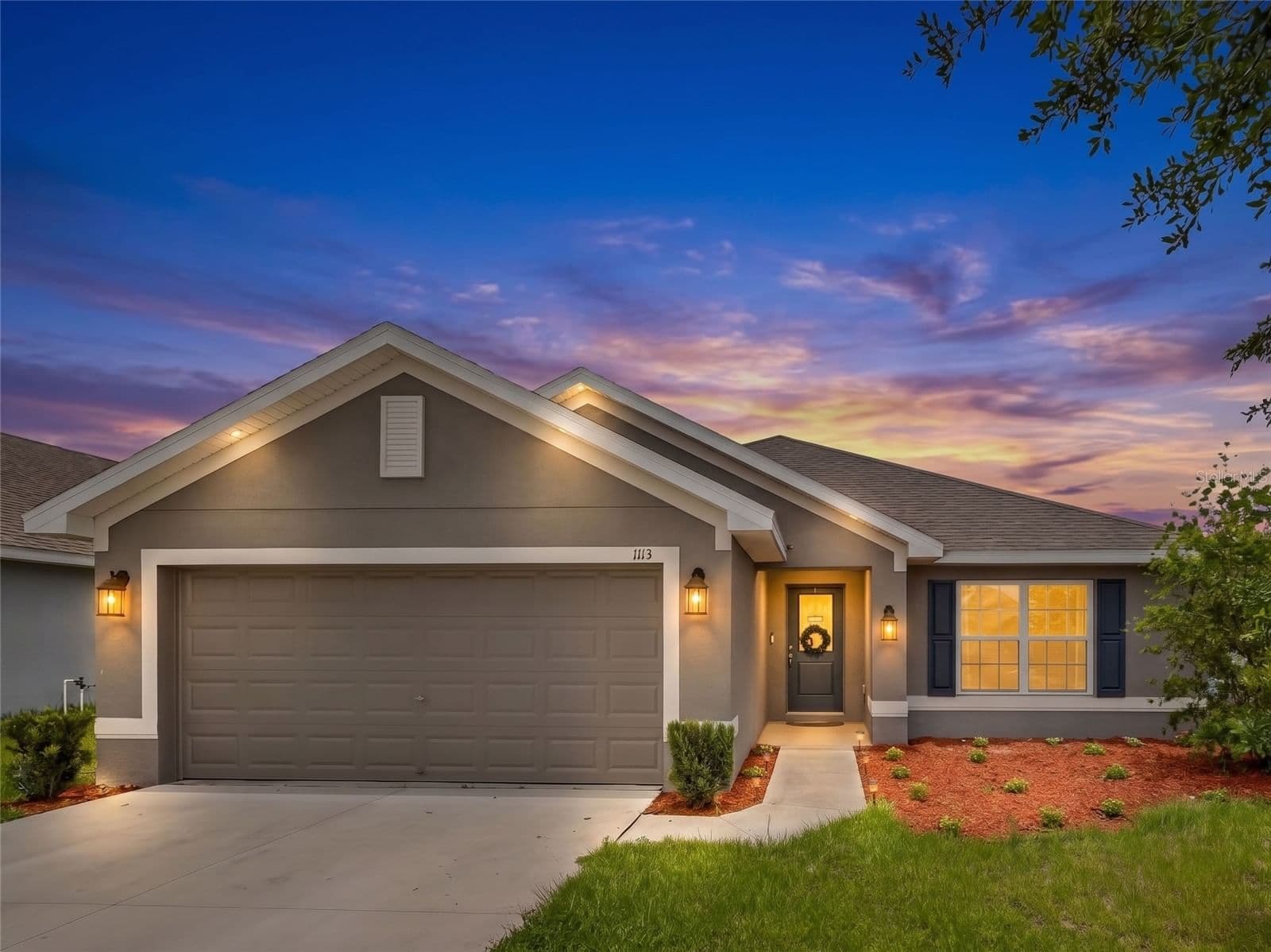 1113 CITRUS LANDINGS