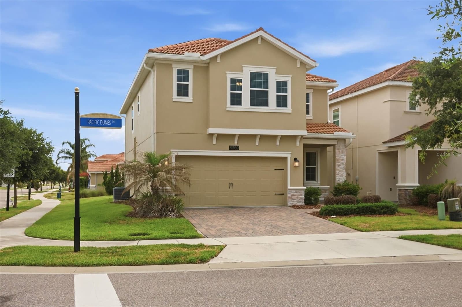8700 PACIFIC DUNES
