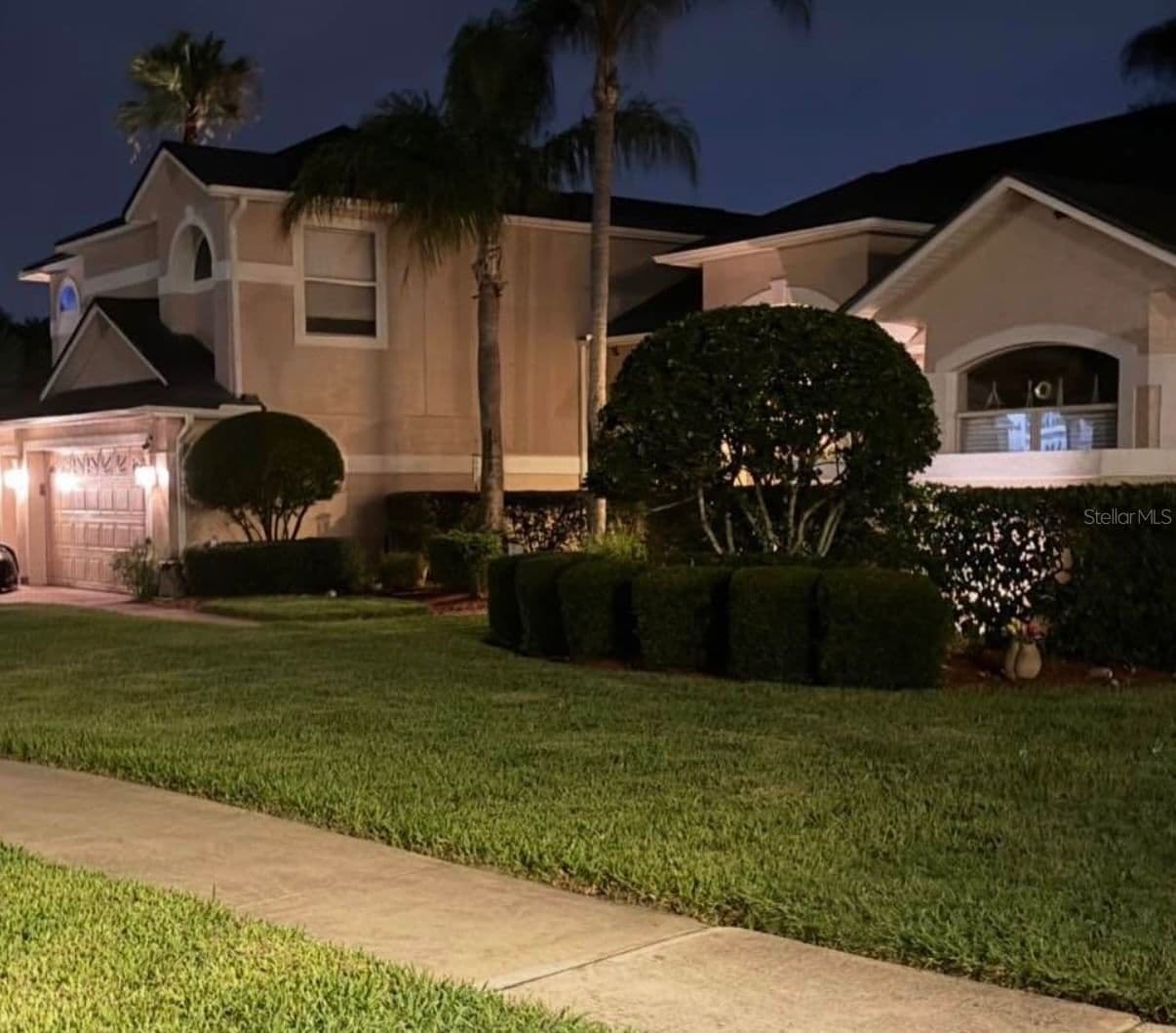 4552 LAKE CALABAY