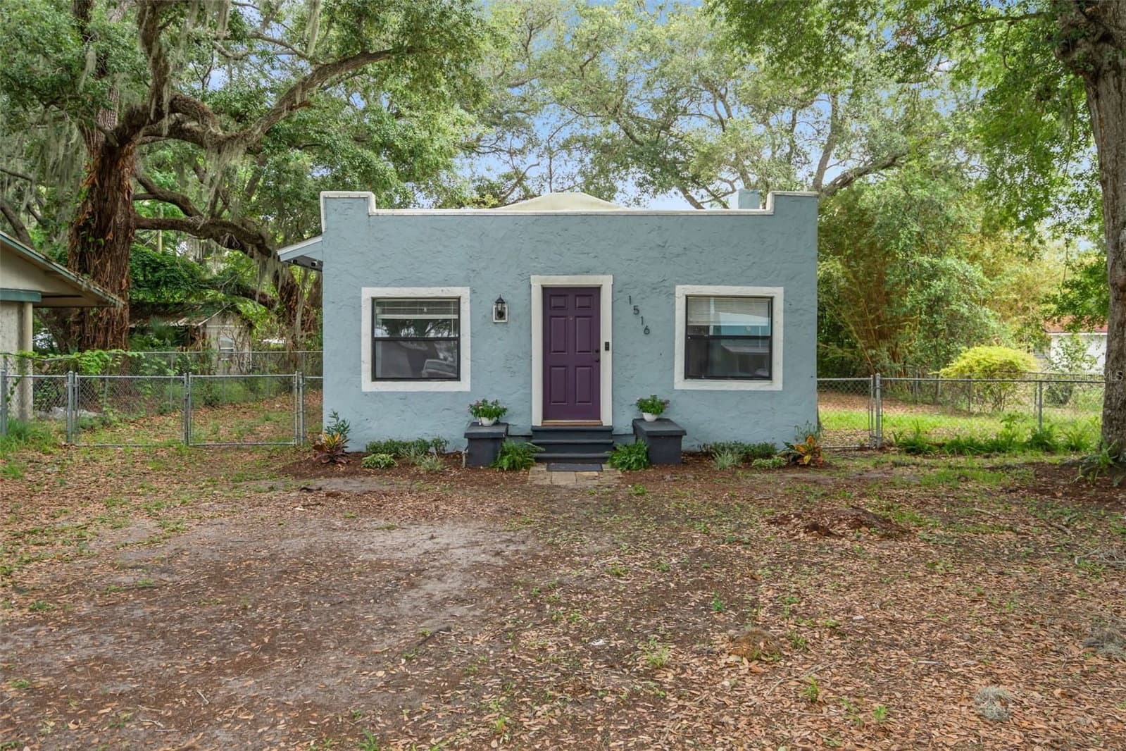 1516 ELM