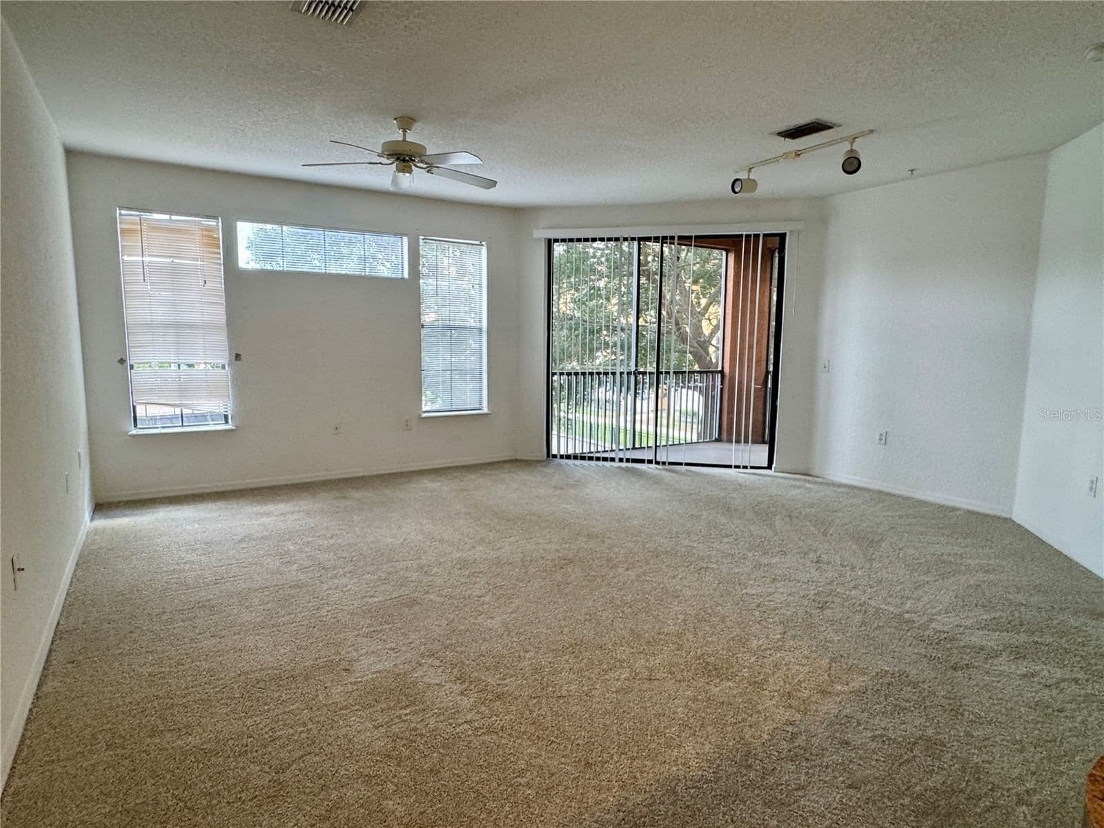 6149 METROWEST