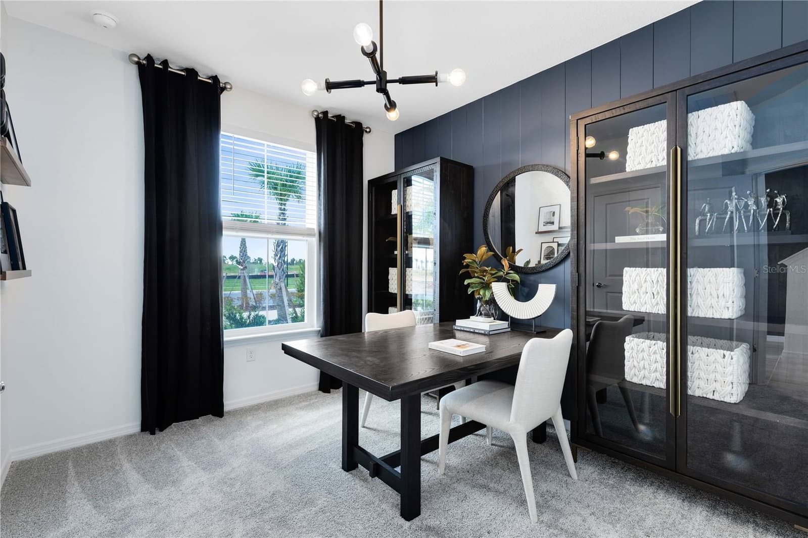1139 LEMONGRASS ALLEY