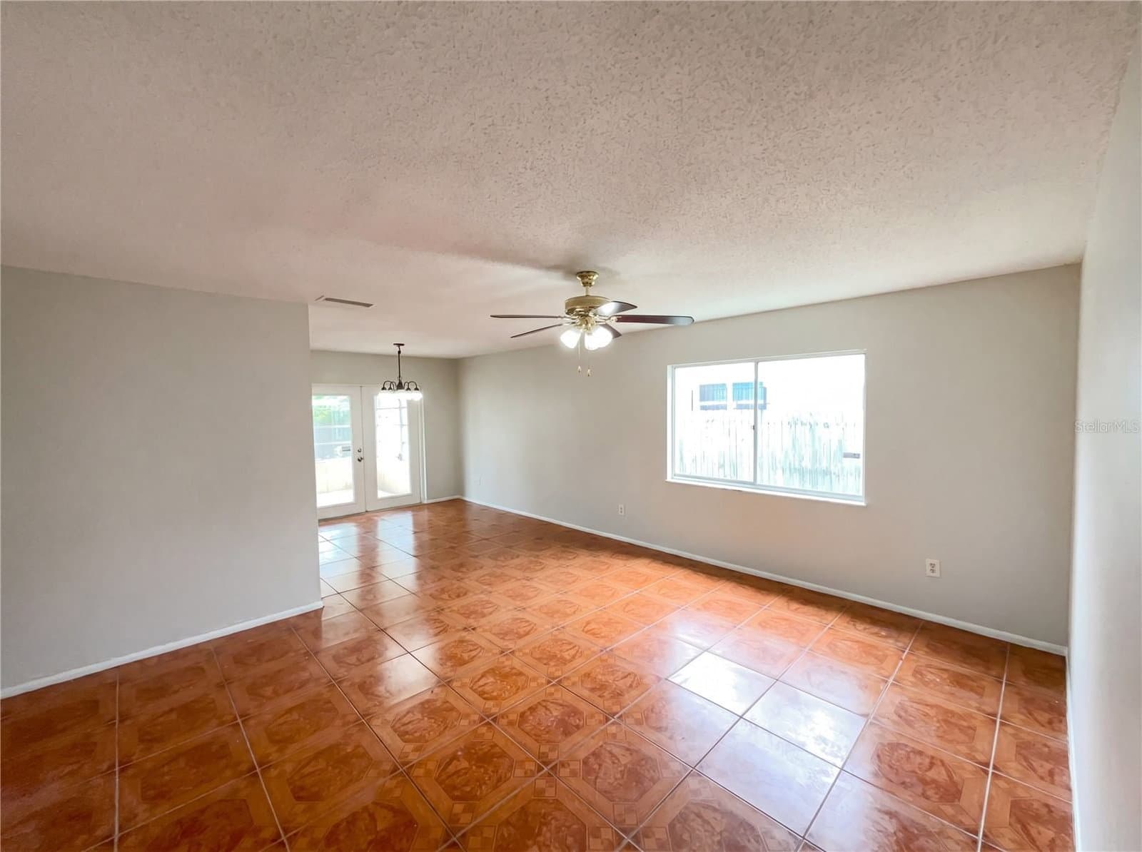 4805 BEACON