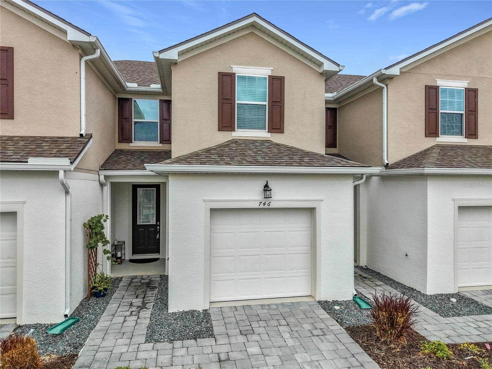 746 SPRING PALMS