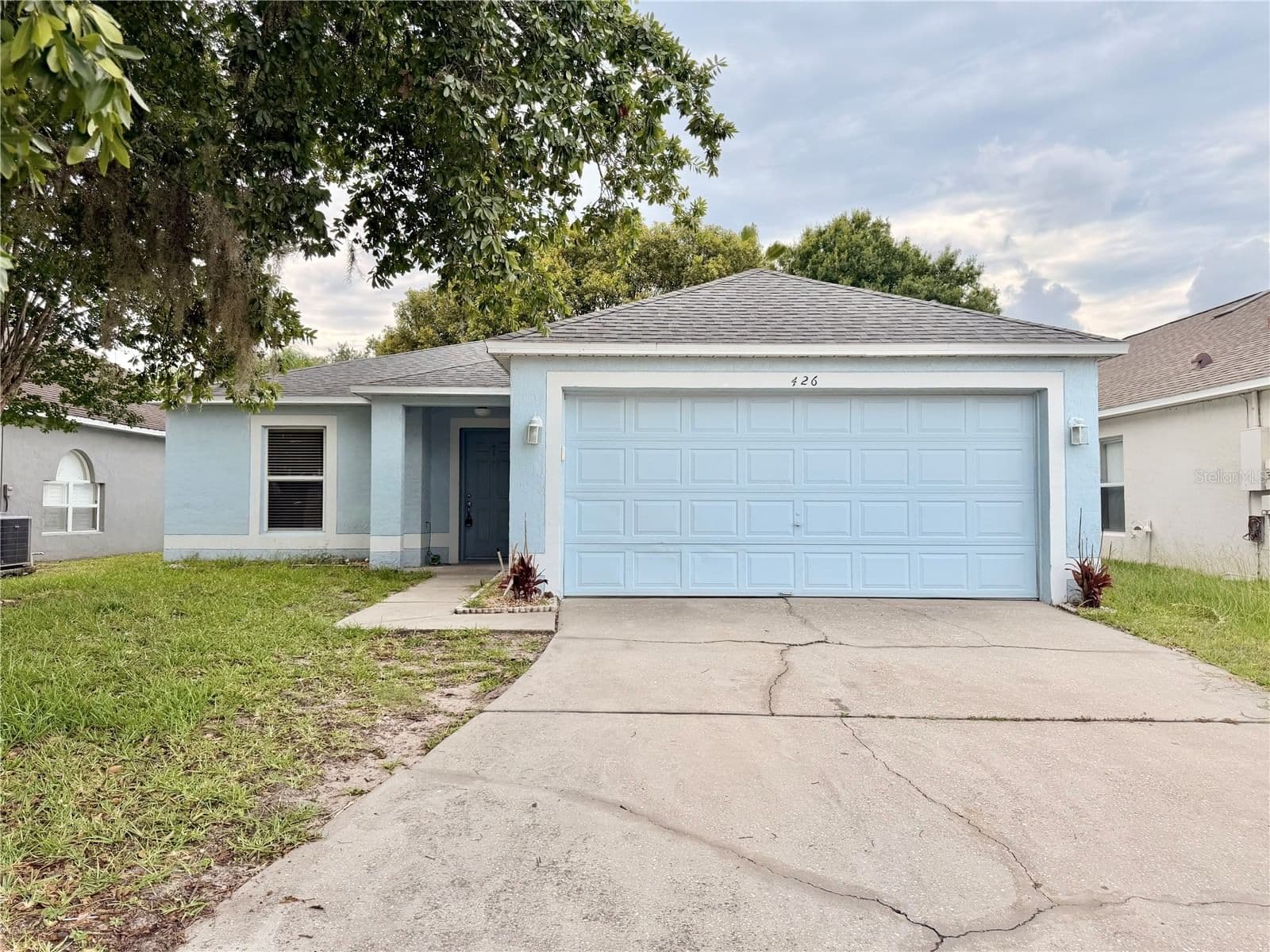 426 WOODBURY PINES