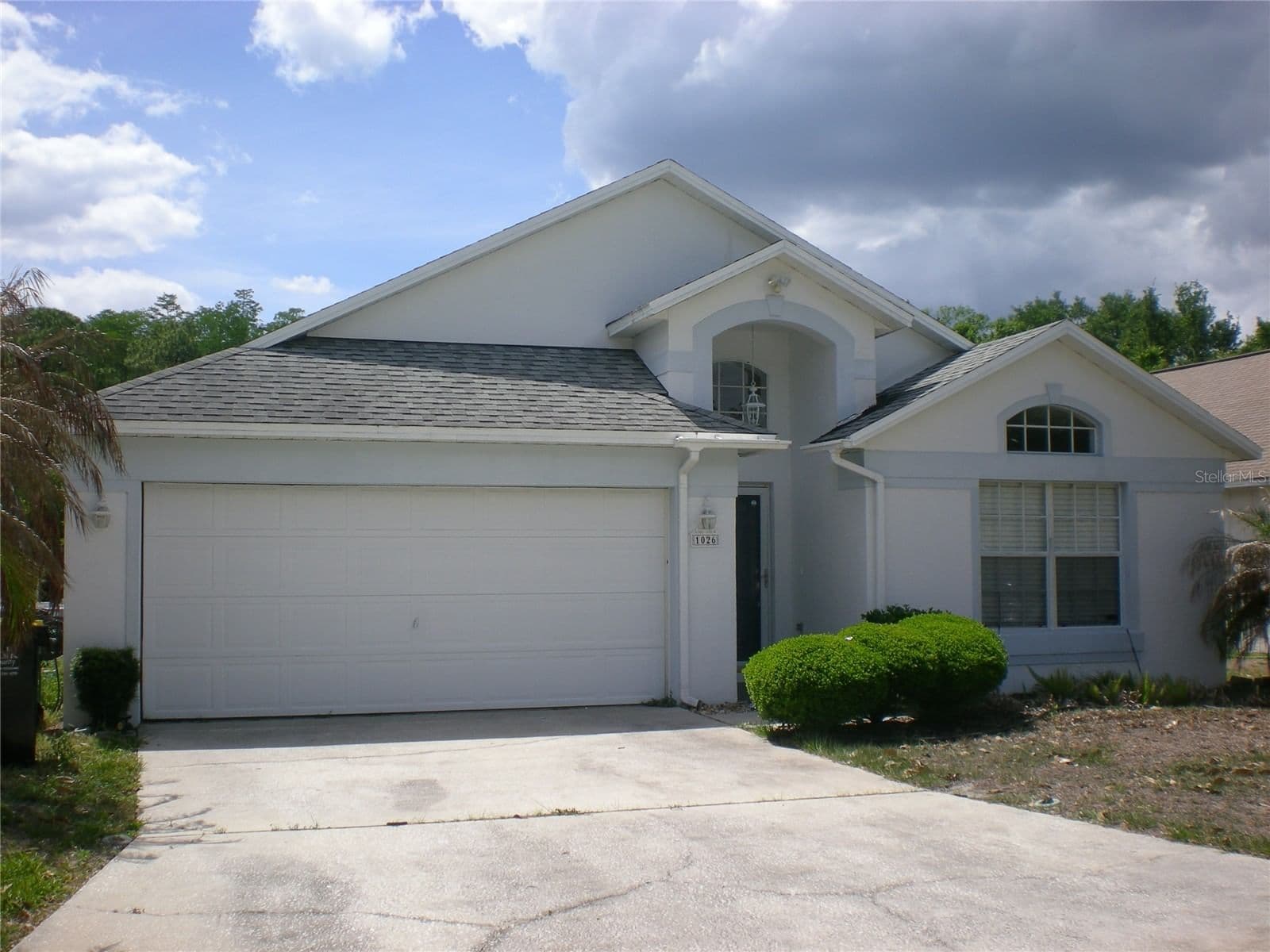 1026 LAKE DAVENPORT