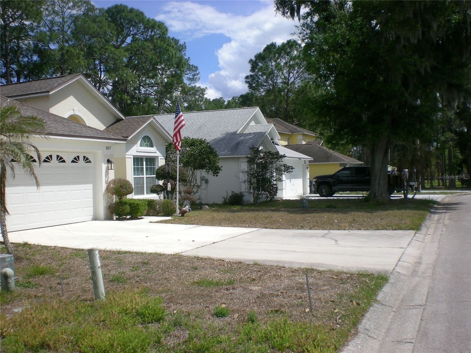 1026 LAKE DAVENPORT