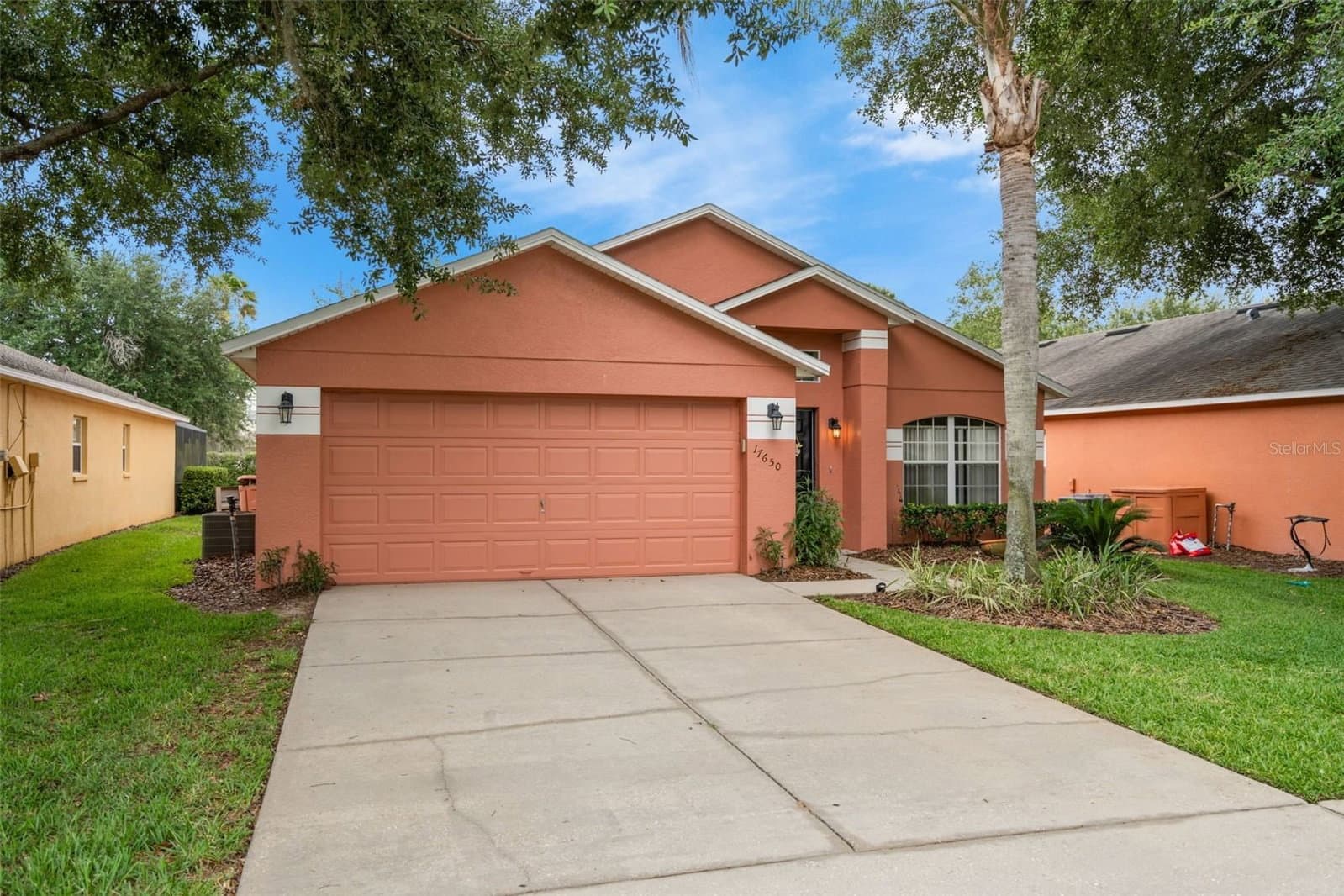 17650 WOODCREST