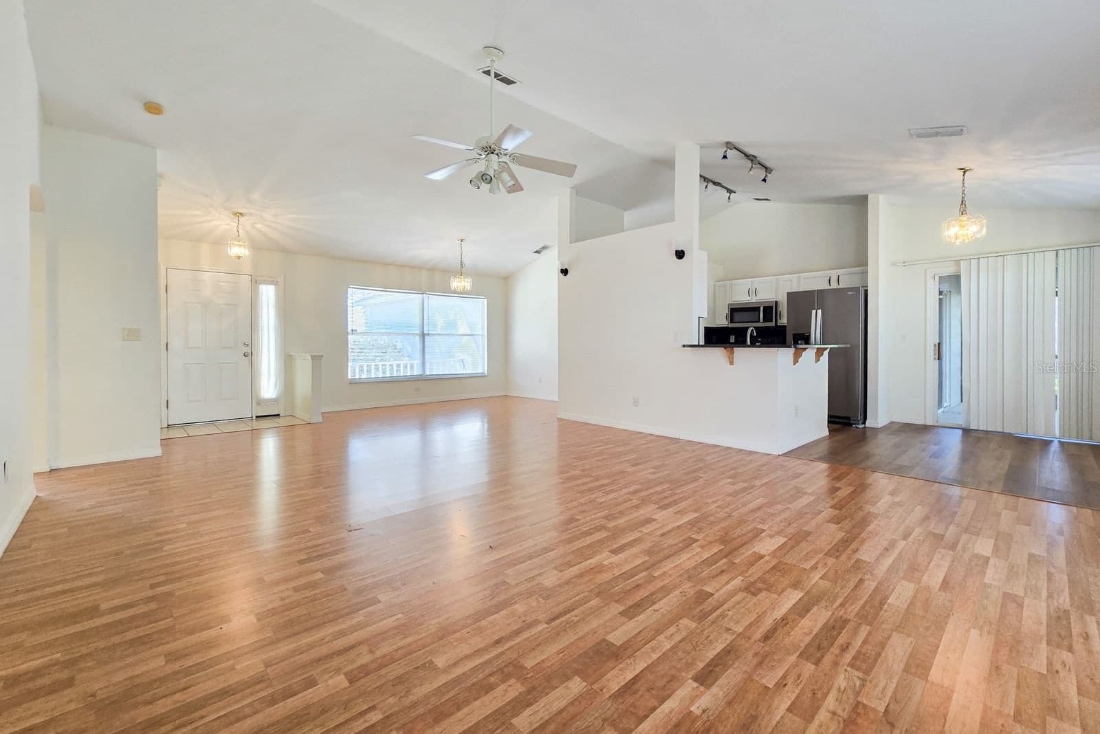 10417 LAKE HASSON