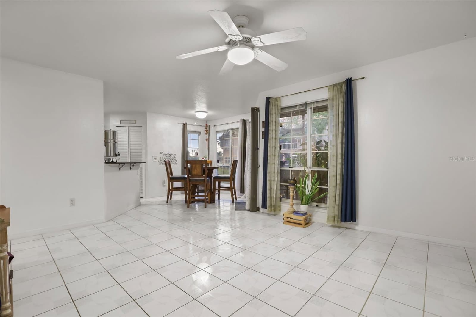 4690 SUSSEX