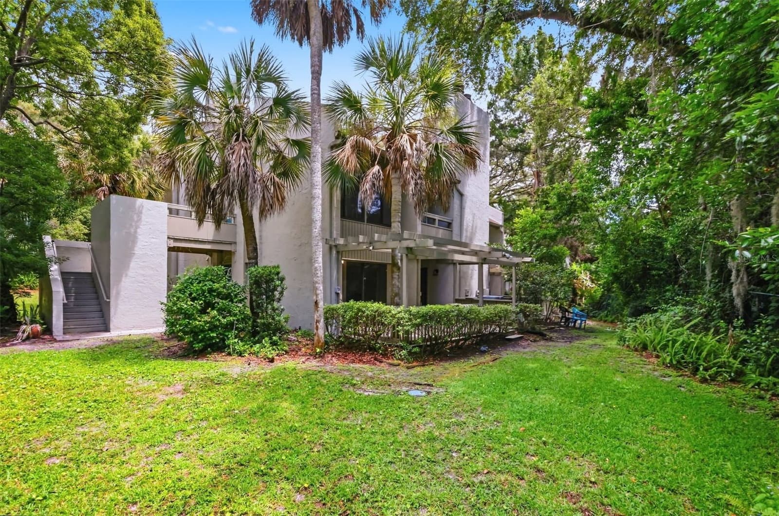 100 FAIRWAY, Longwood, FL