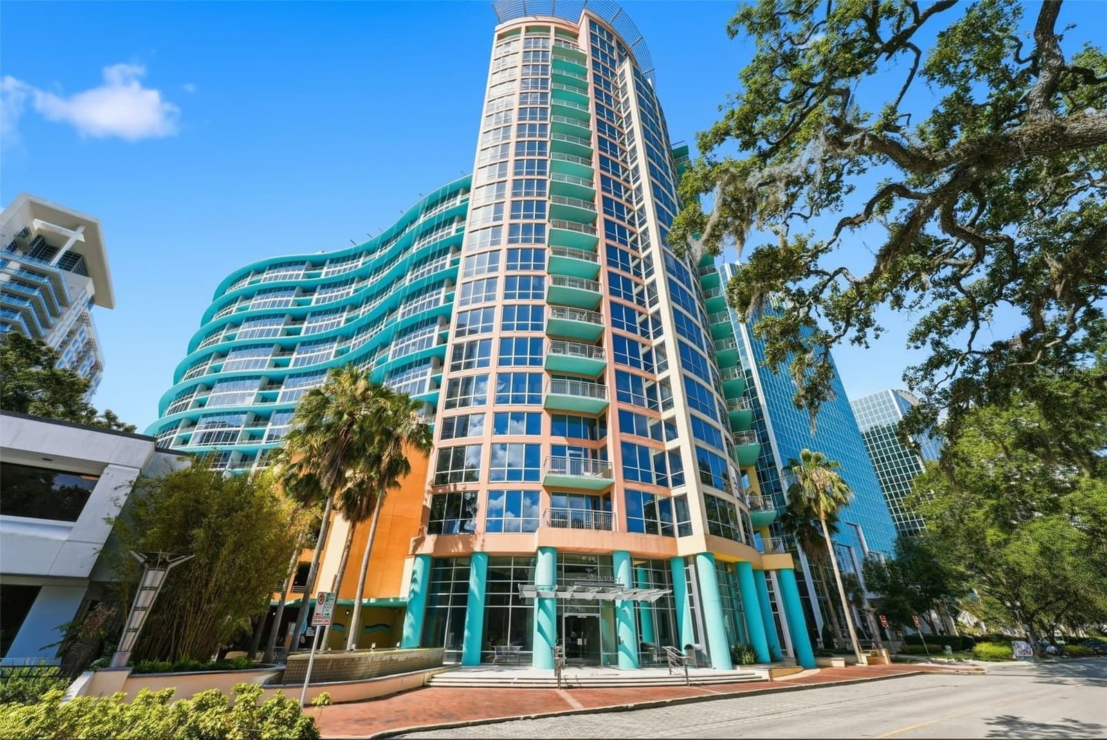 322 CENTRAL