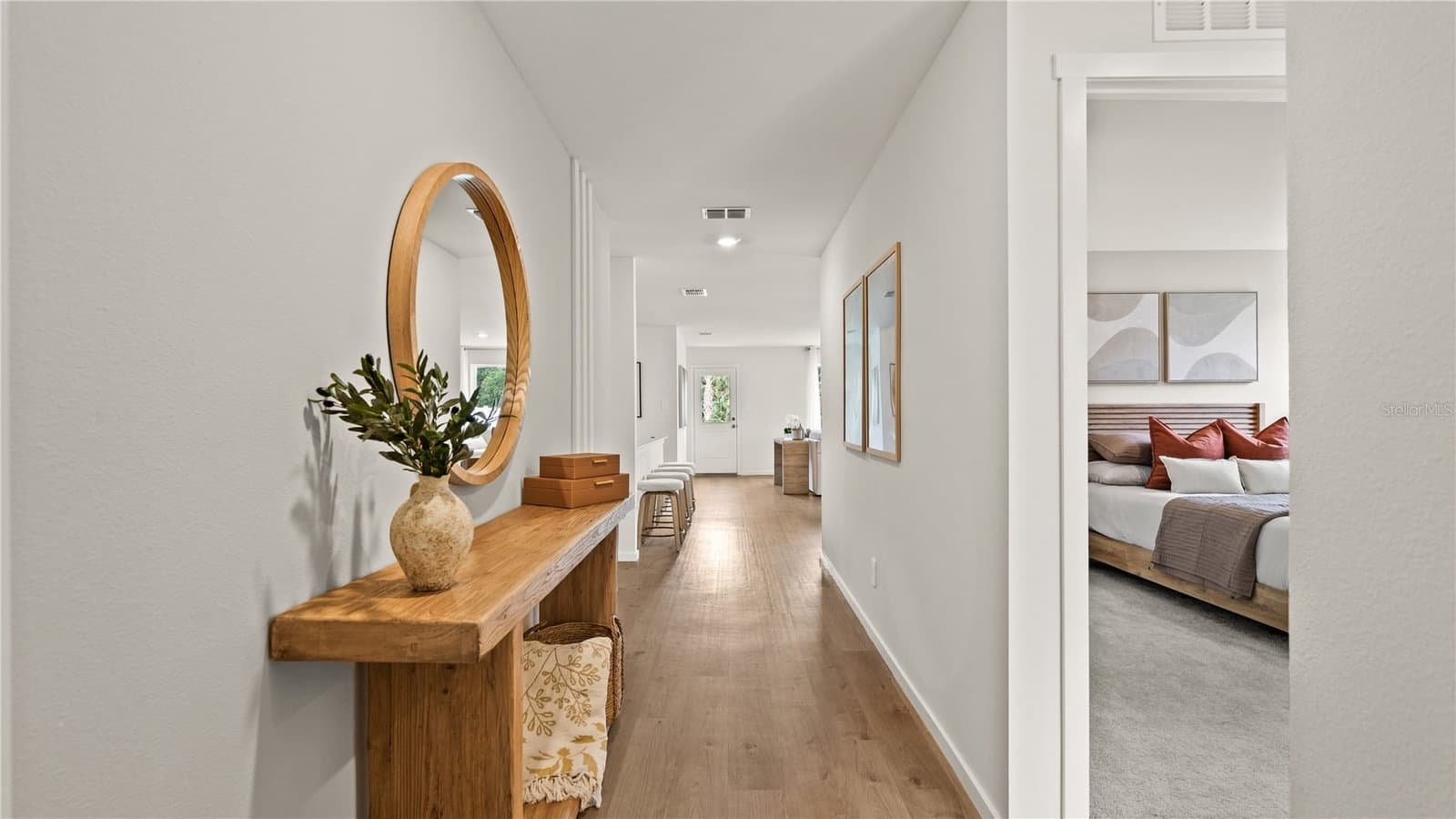 319 CASTLEVIEW