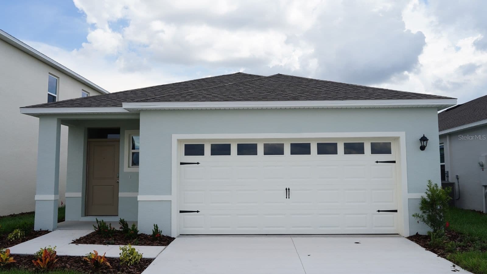 4417 LAKE FOX