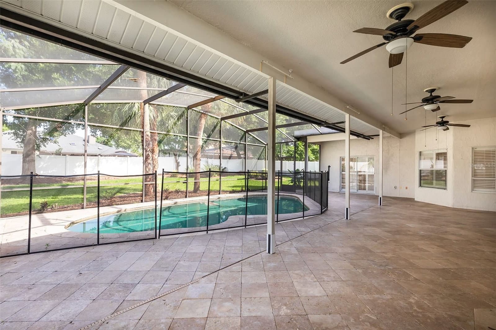 1058 ALMOND TREE