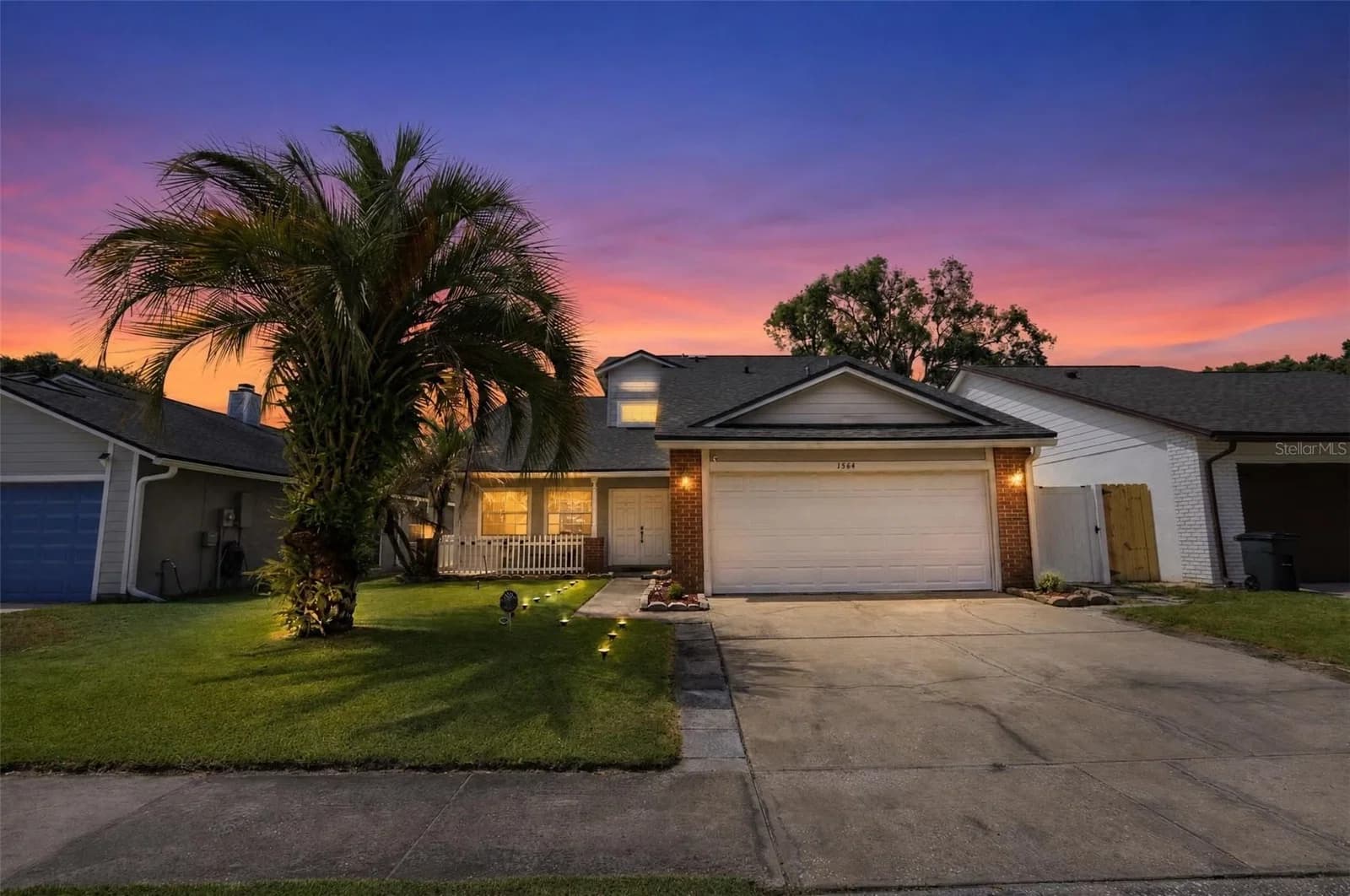 1564 LAWNDALE Circle