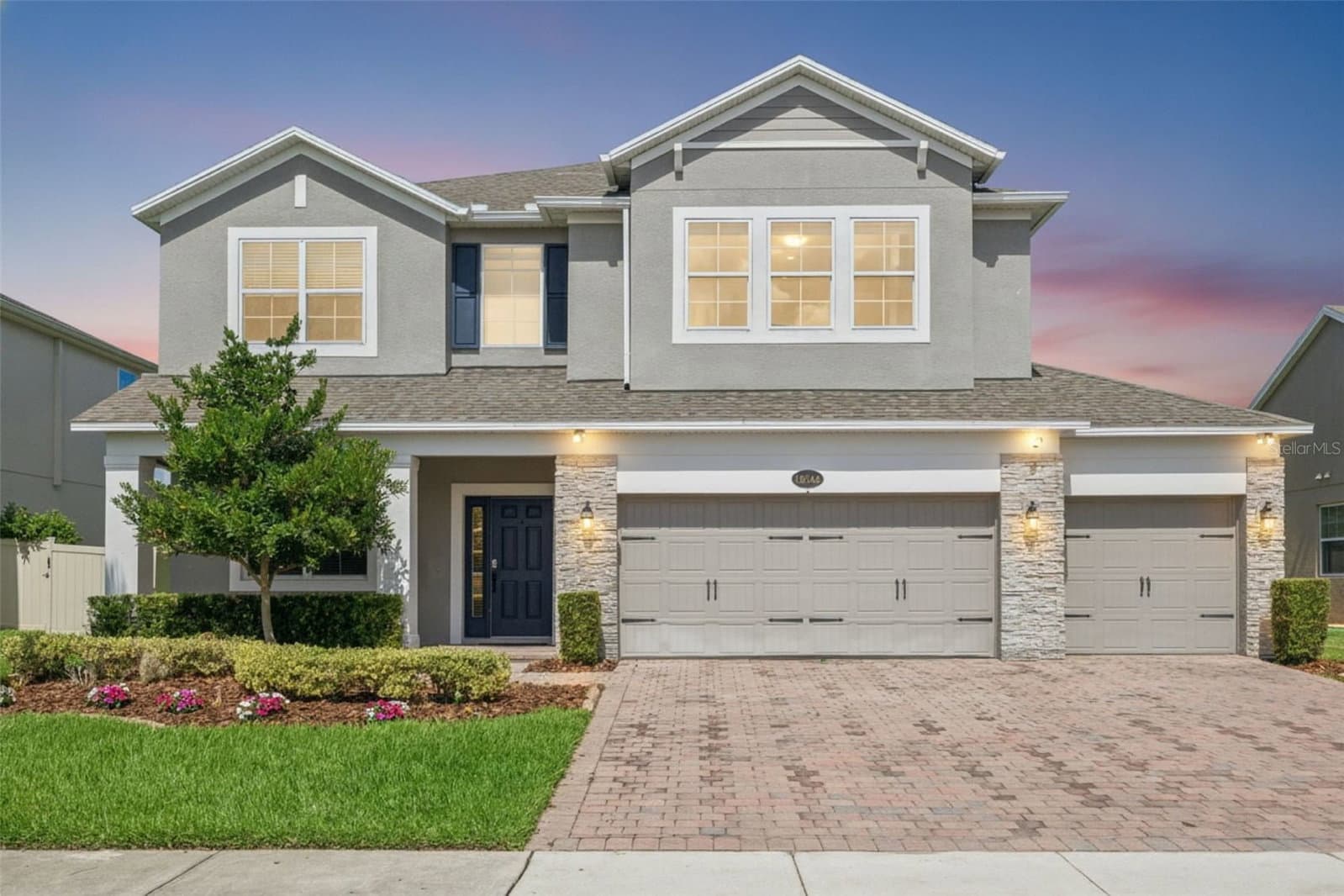 16044 CITRUS KNOLL