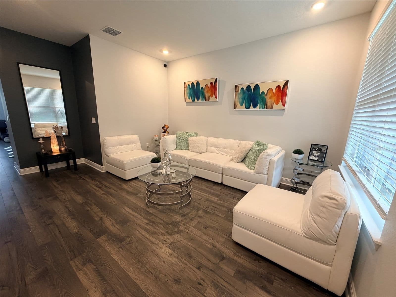 16435 HAMLIN HILLS