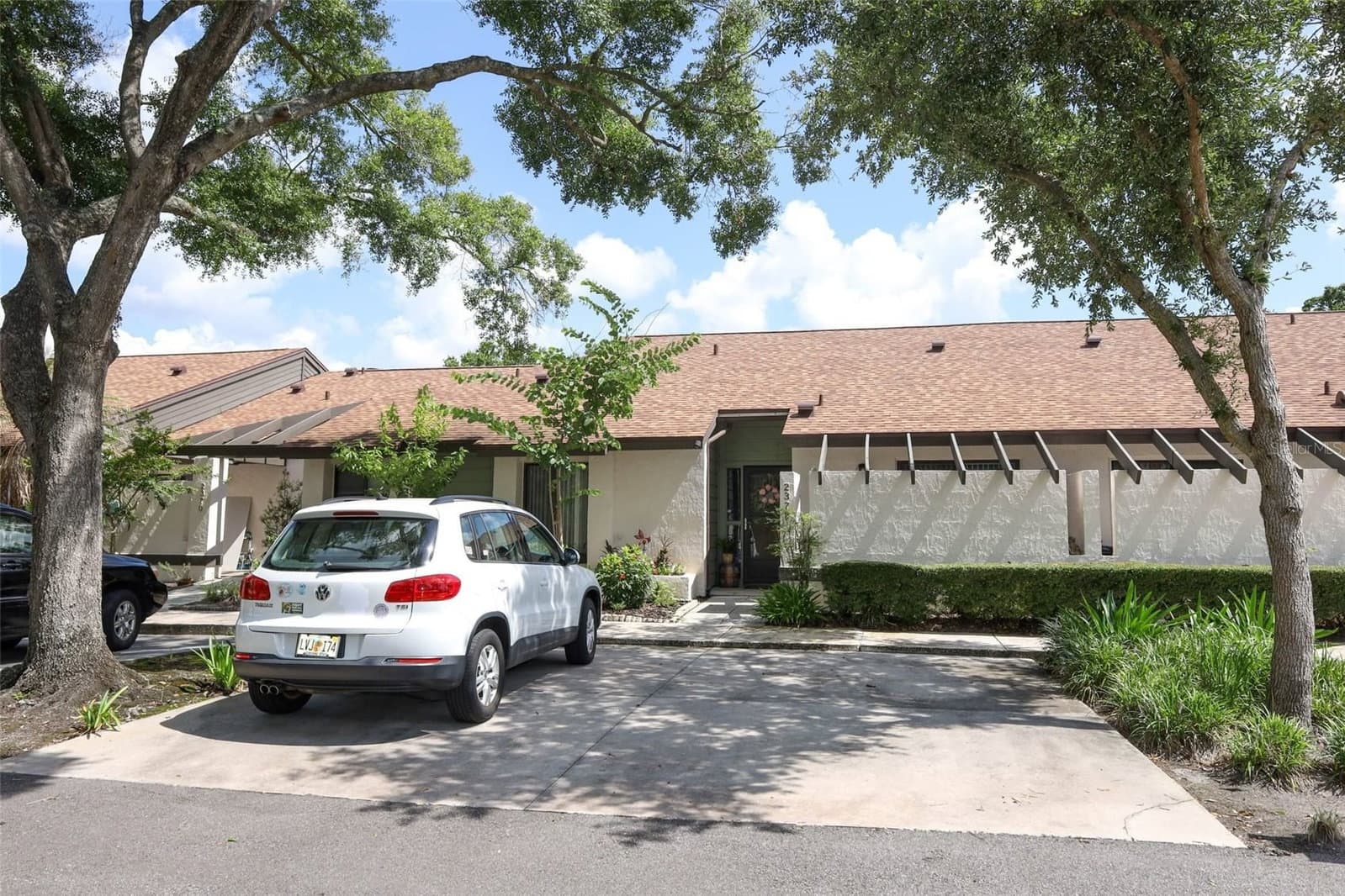 2372 SUN VALLEY