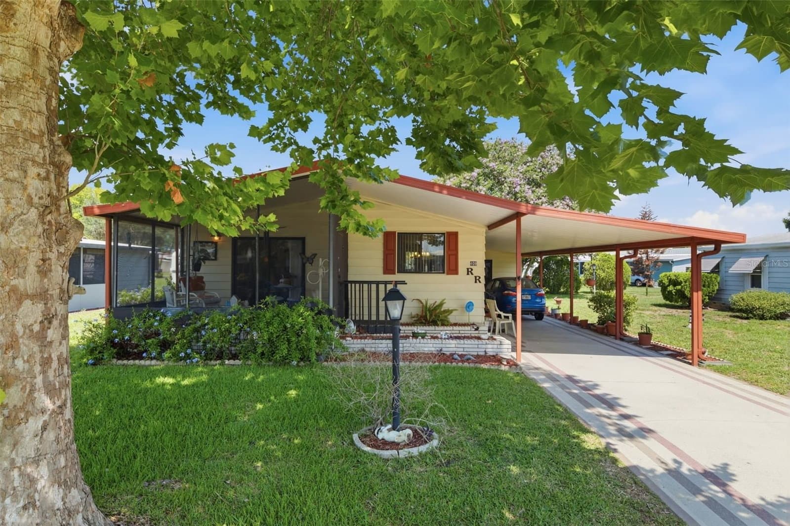 409 TIVOLI PARK
