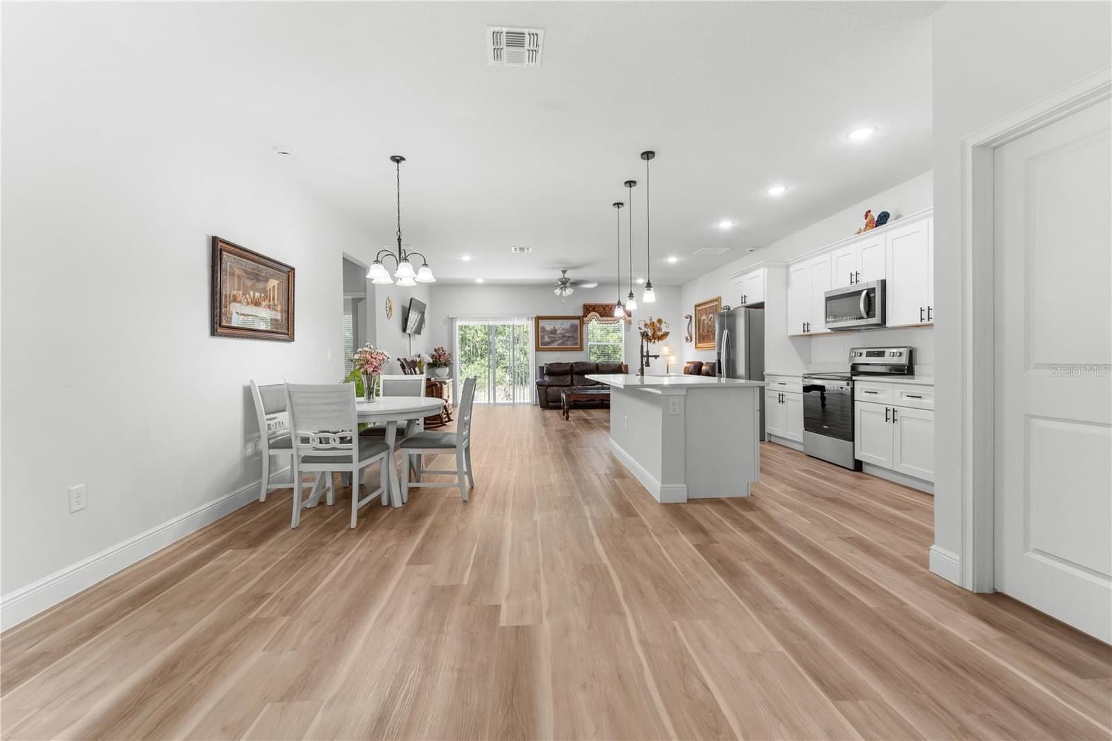768 MARION OAKS