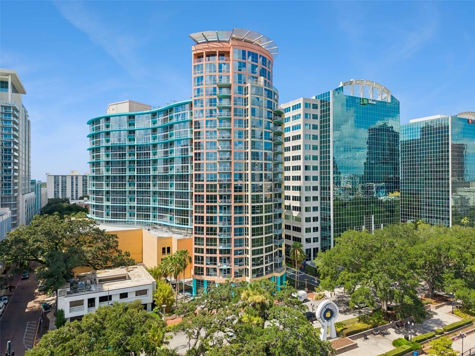 322 CENTRAL