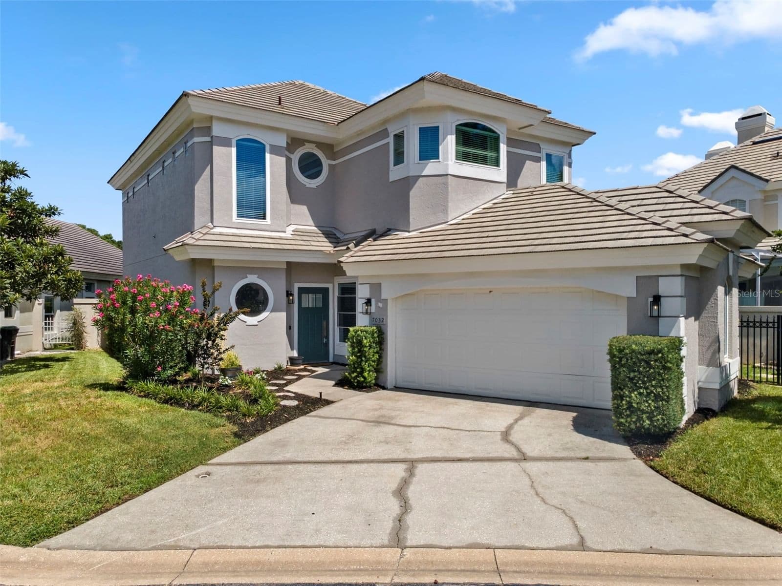 7032 SOMERTON
