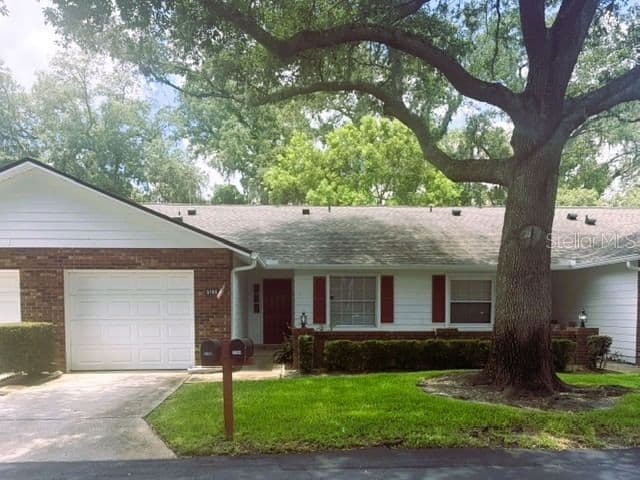 5184 LAZY OAKS