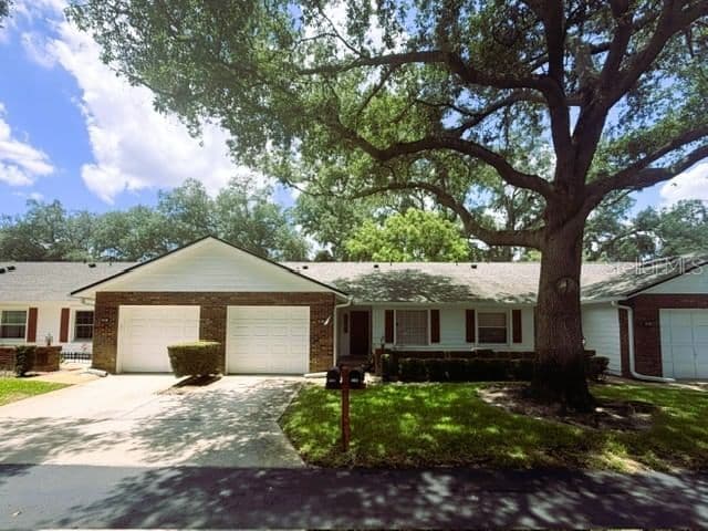 5184 LAZY OAKS