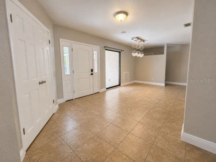 3109 RESEDA