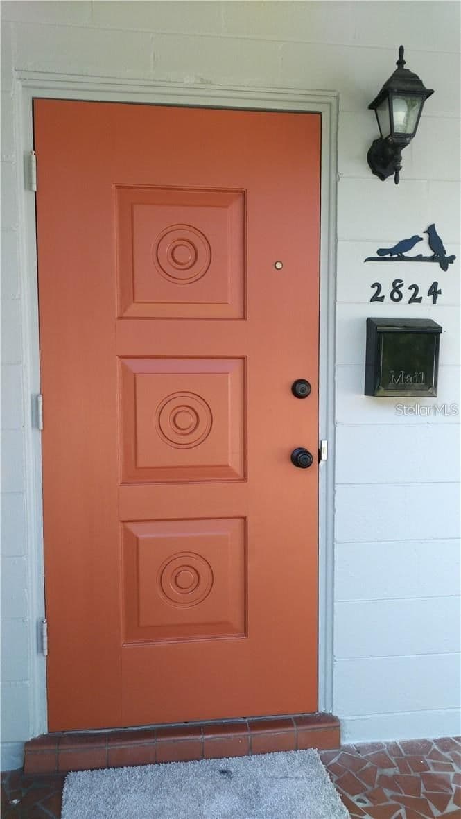 2824 WOODSIDE