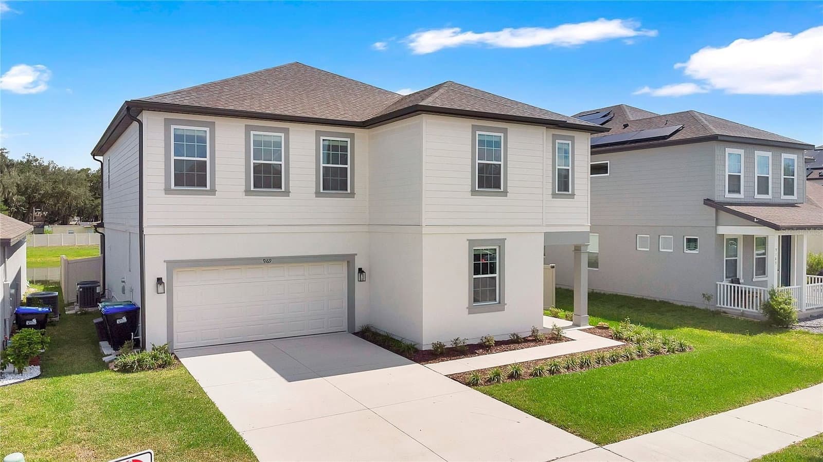 9169 WAVERLY WALK