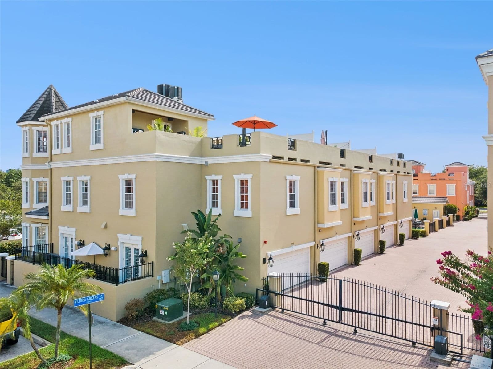 2402 VICTORIA GARDENS