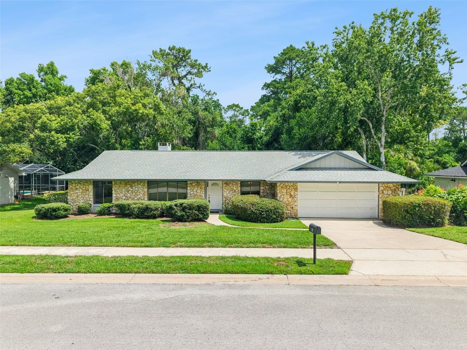 211 HICKORY, Longwood, FL