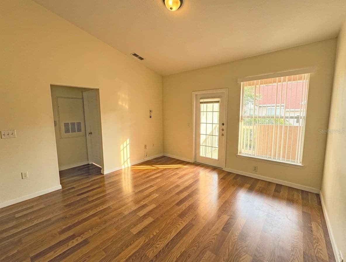 10412 VILLA VIEW