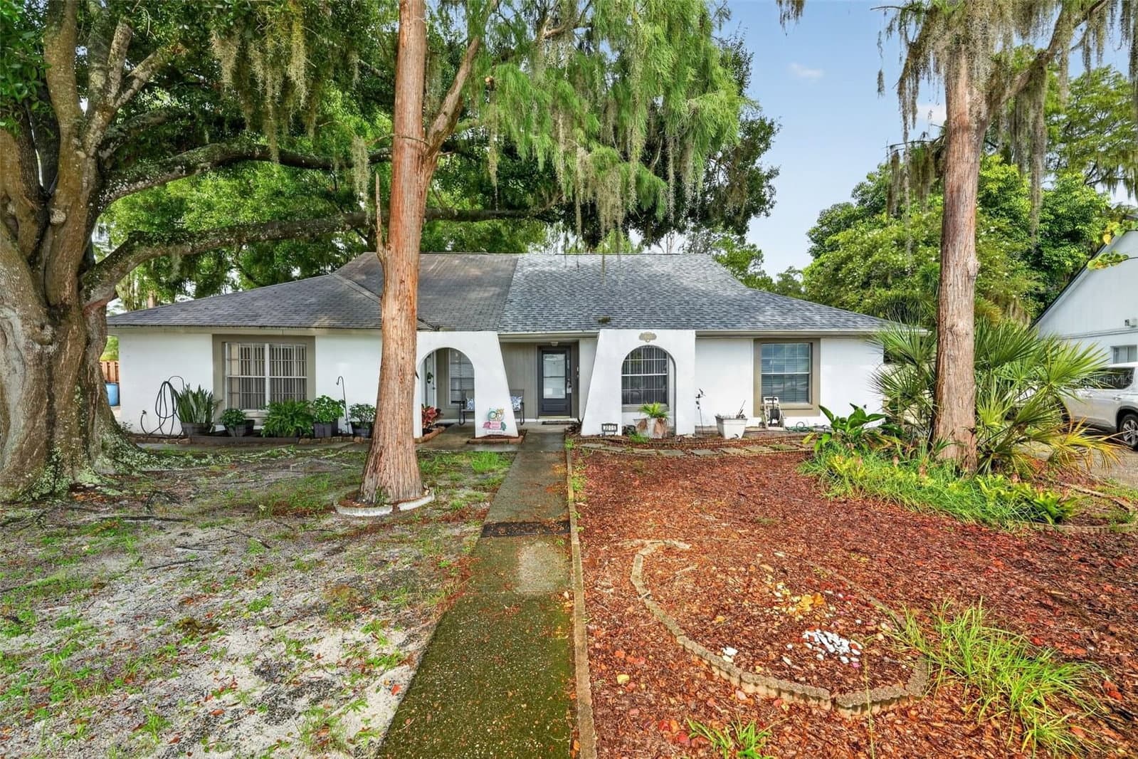 3205 LAUREL DALE
