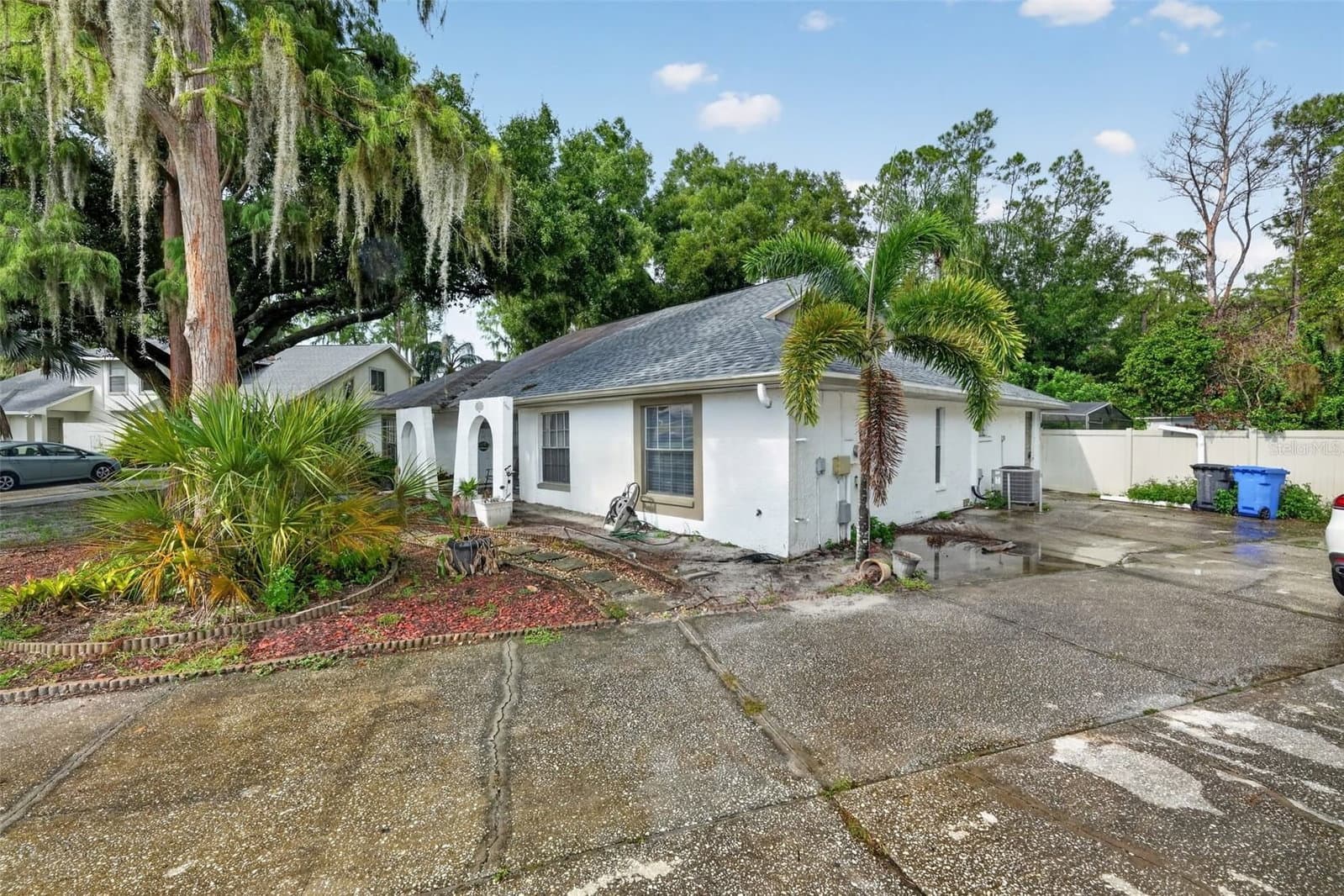 3205 LAUREL DALE