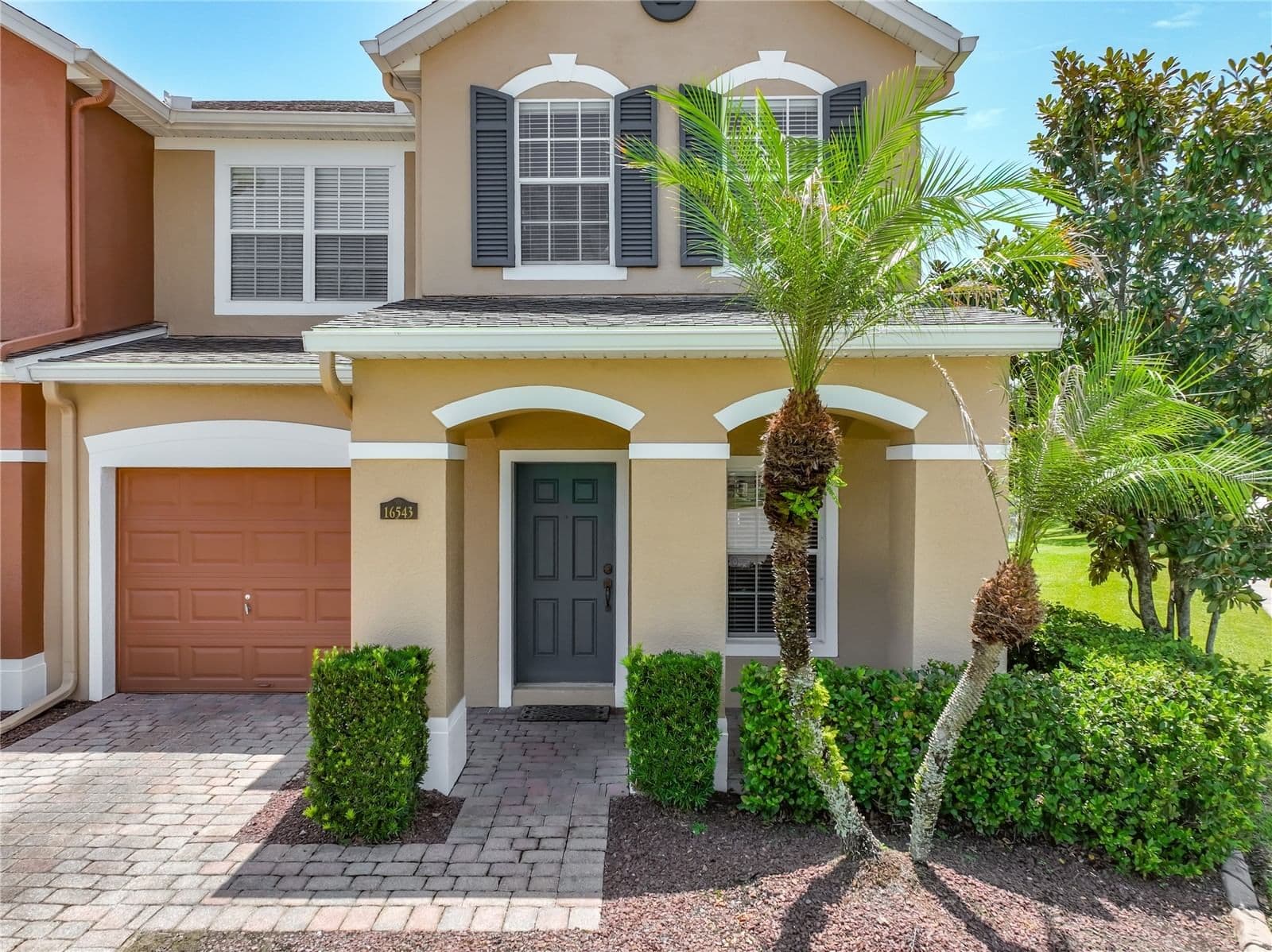 16543 CEDAR CREST