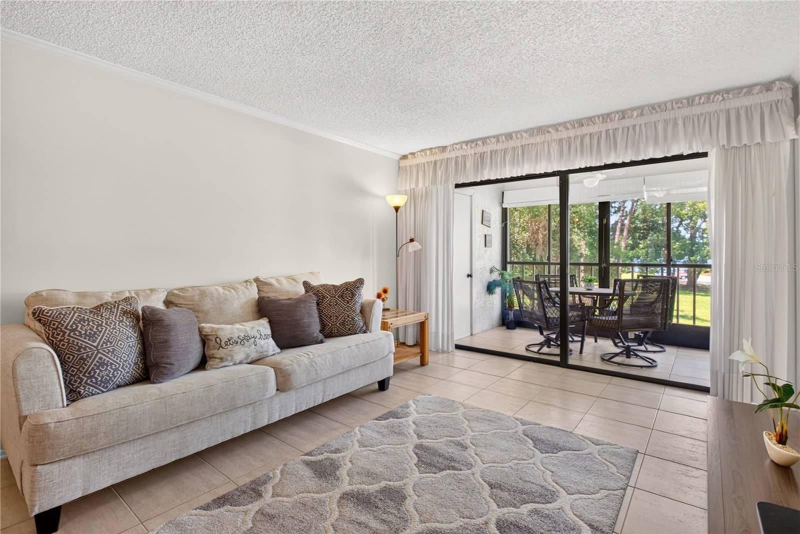 3276 CANDLE RIDGE