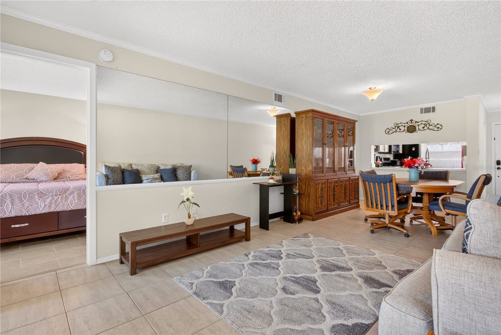 3276 CANDLE RIDGE