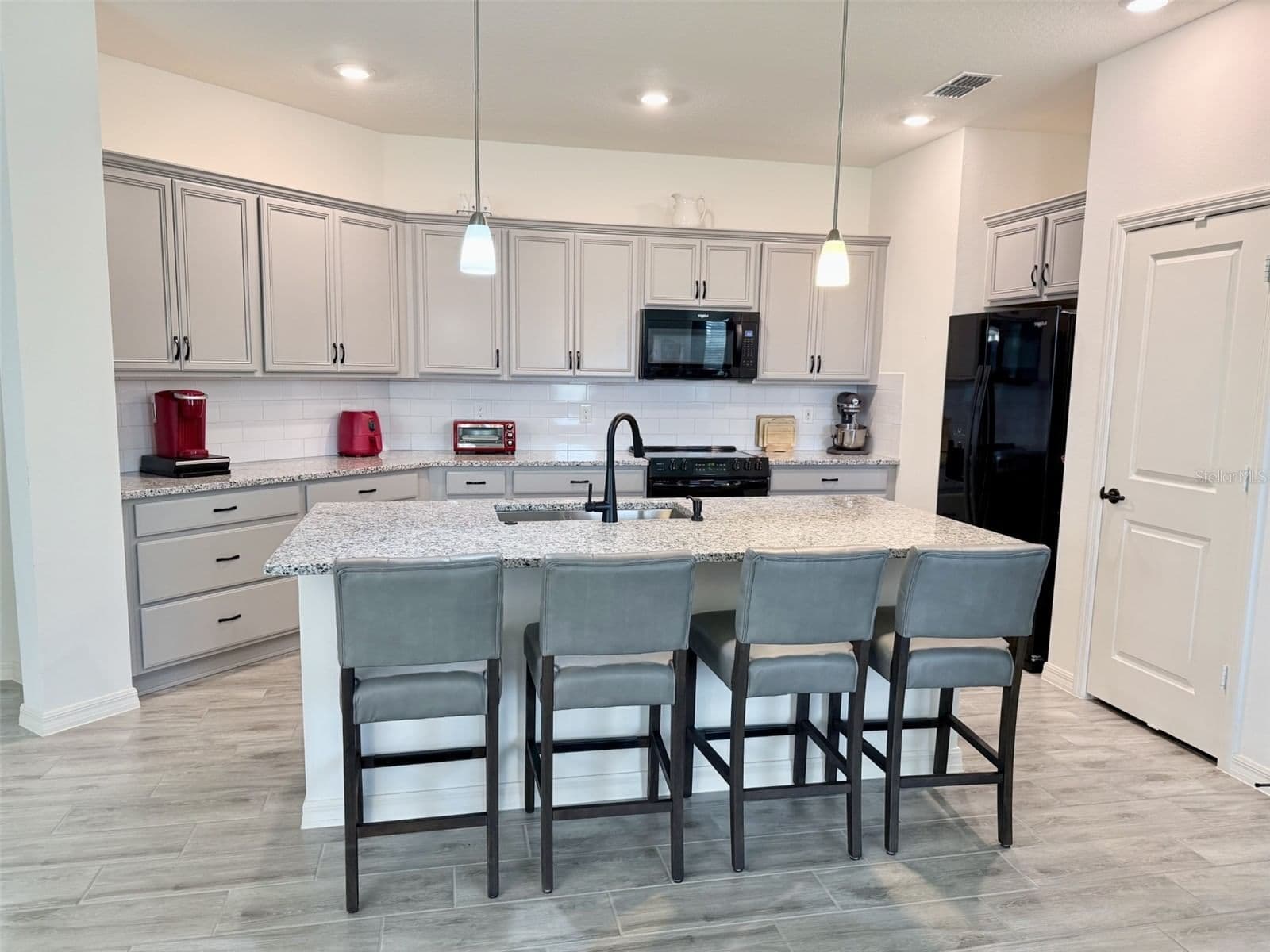 10155 GUTHRIE