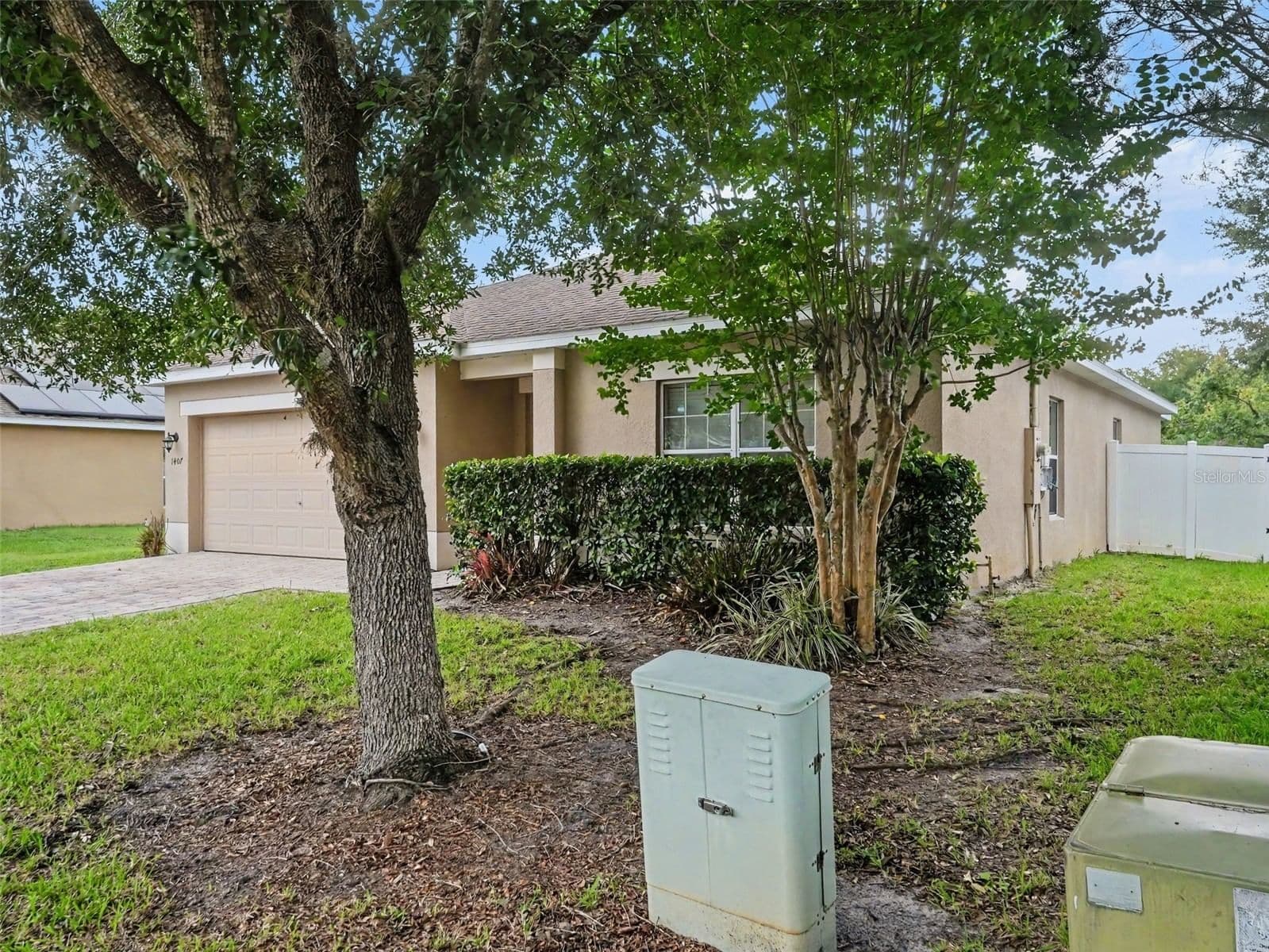 1407 MARSH MEADOW LN