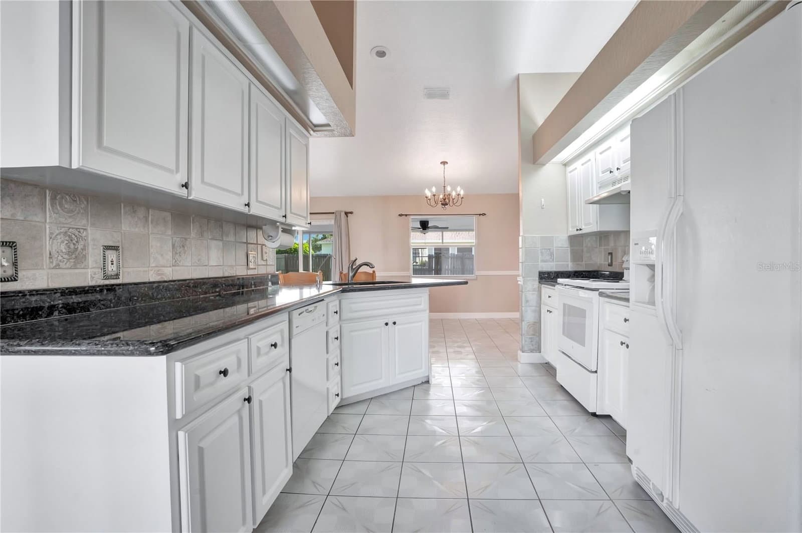 667 JESSANDA CIR