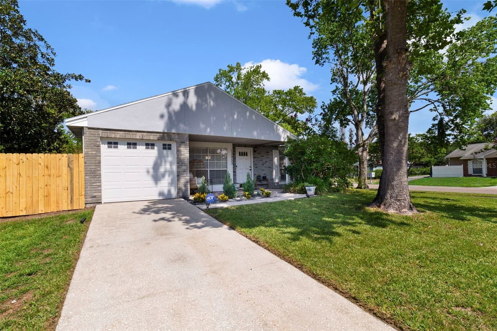 13953 FOX MEADOW